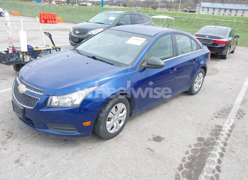 Photo 2 of 2012 Chevrolet Cruze LS (VIN 1G1PC5SH6C7118998)