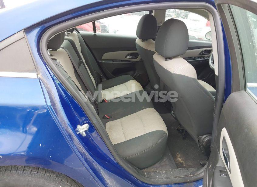 Photo 8 of 2012 Chevrolet Cruze LS (VIN 1G1PC5SH6C7118998)