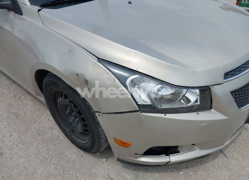 Photo 6 of 2012 Chevrolet Cruze LS (VIN 1G1PC5SH6C7176156)