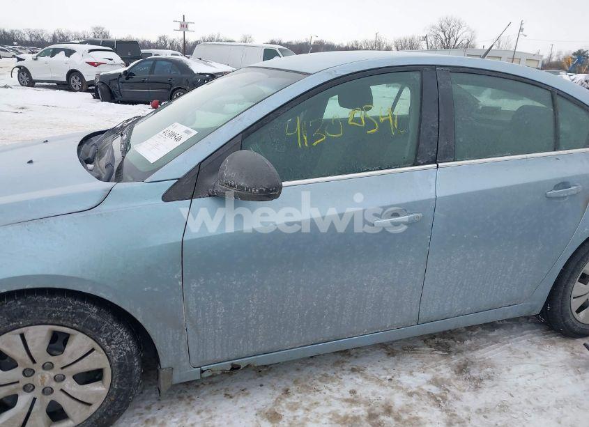 Photo 14 of 2012 Chevrolet Cruze LS (VIN 1G1PC5SH6C7189389)