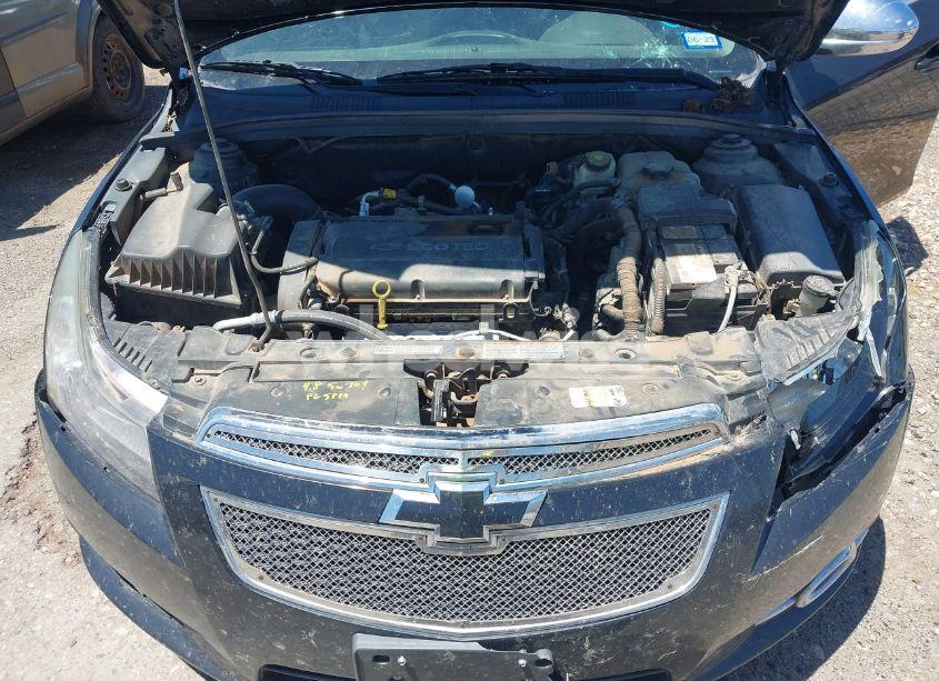 Photo 10 of 2012 Chevrolet Cruze LS (VIN 1G1PC5SH6C7191739)