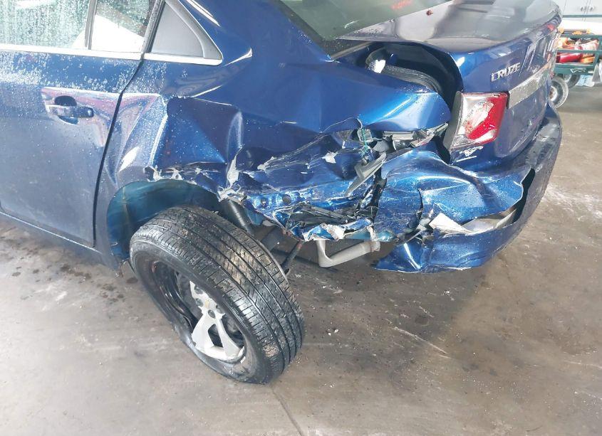 Photo 6 of 2012 Chevrolet Cruze LS (VIN 1G1PC5SH6C7219930)