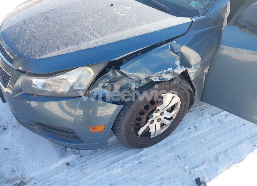Photo 6 of 2012 Chevrolet Cruze LS (VIN 1G1PC5SH6C7238865)