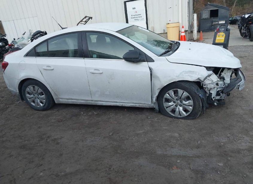 Photo 13 of 2012 Chevrolet Cruze LS (VIN 1G1PC5SH6C7254404)