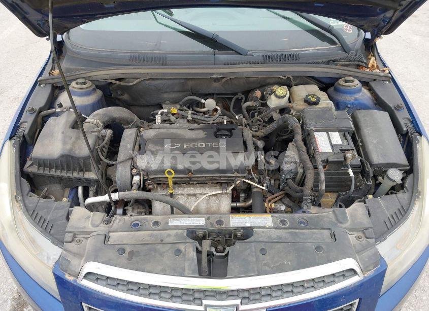 Photo 10 of 2012 Chevrolet Cruze LS (VIN 1G1PC5SH6C7258341)