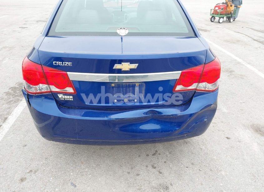 Photo 6 of 2012 Chevrolet Cruze LS (VIN 1G1PC5SH6C7258341)