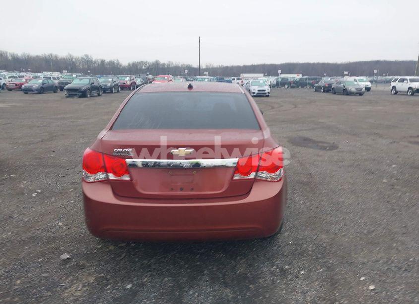 Photo 16 of 2012 Chevrolet Cruze LS (VIN 1G1PC5SH6C7275172)