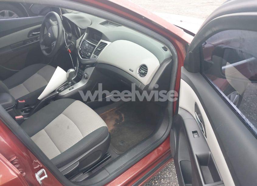 Photo 5 of 2012 Chevrolet Cruze LS (VIN 1G1PC5SH6C7275172)
