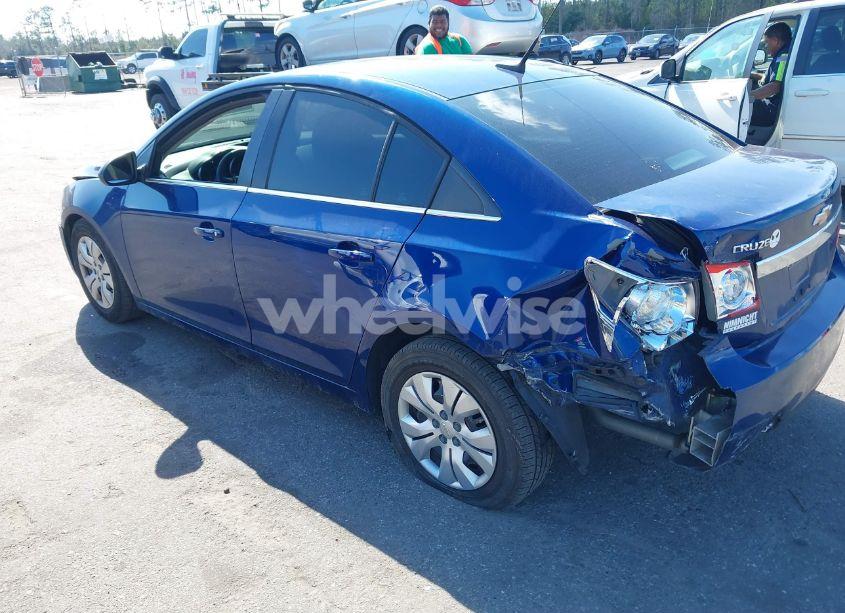 Photo 3 of 2012 Chevrolet Cruze LS (VIN 1G1PC5SH6C7343373)