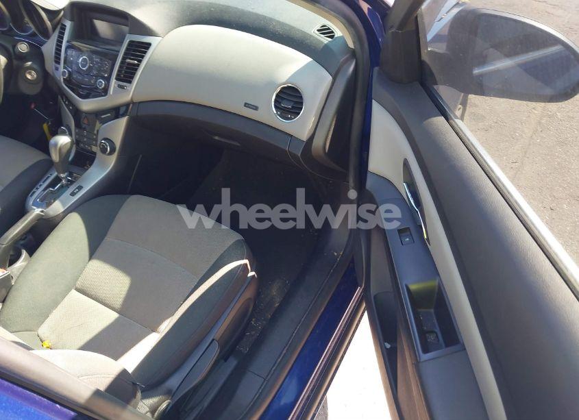 Photo 5 of 2012 Chevrolet Cruze LS (VIN 1G1PC5SH6C7343373)