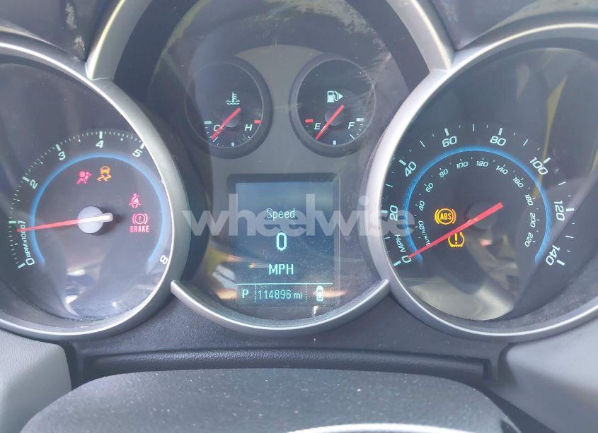 Photo 7 of 2012 Chevrolet Cruze LS (VIN 1G1PC5SH6C7343373)