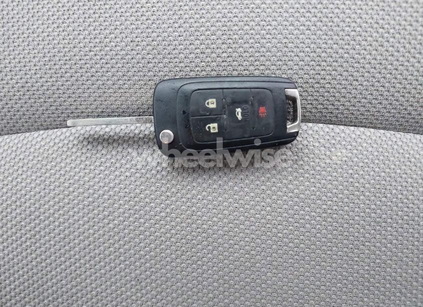 Photo 11 of 2012 Chevrolet Cruze LS (VIN 1G1PC5SH6C7377510)