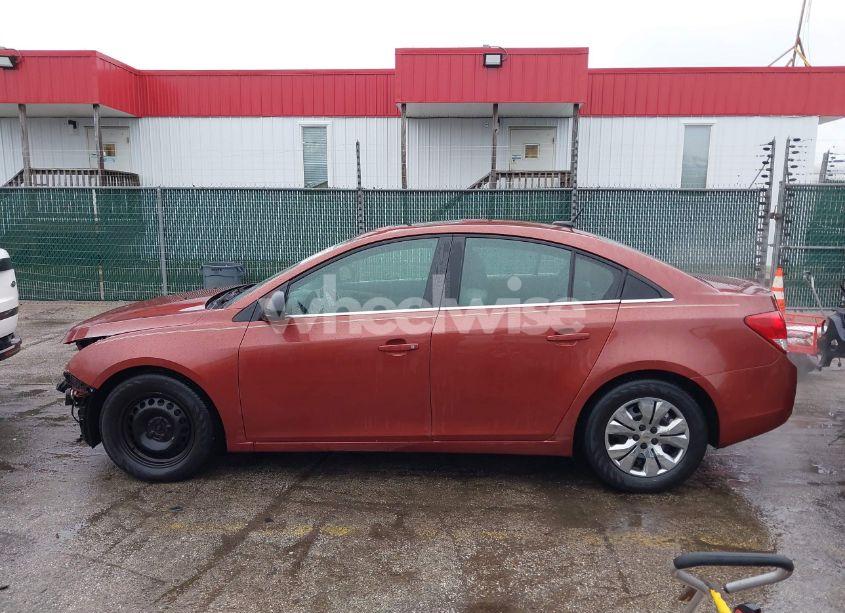 Photo 15 of 2012 Chevrolet Cruze LS (VIN 1G1PC5SH6C7385302)