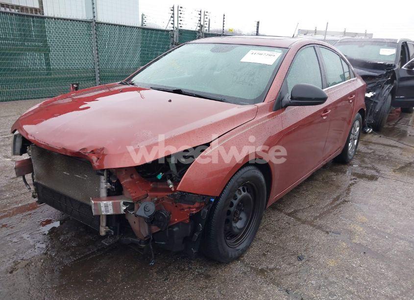 Photo 2 of 2012 Chevrolet Cruze LS (VIN 1G1PC5SH6C7385302)