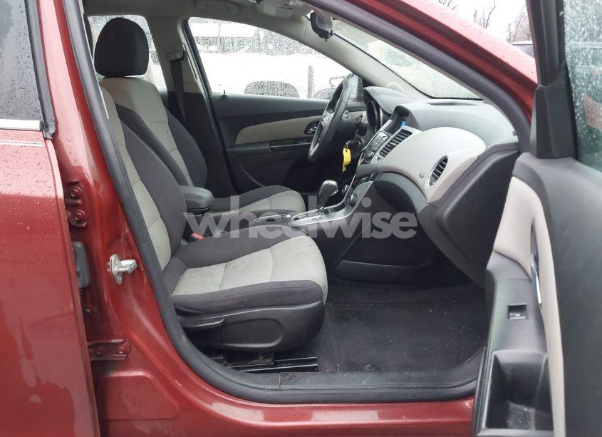 Photo 5 of 2012 Chevrolet Cruze LS (VIN 1G1PC5SH6C7385302)