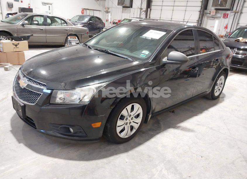 Photo 2 of 2012 Chevrolet Cruze LS (VIN 1G1PC5SH6C7391777)