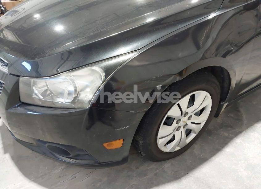 Photo 6 of 2012 Chevrolet Cruze LS (VIN 1G1PC5SH6C7391777)