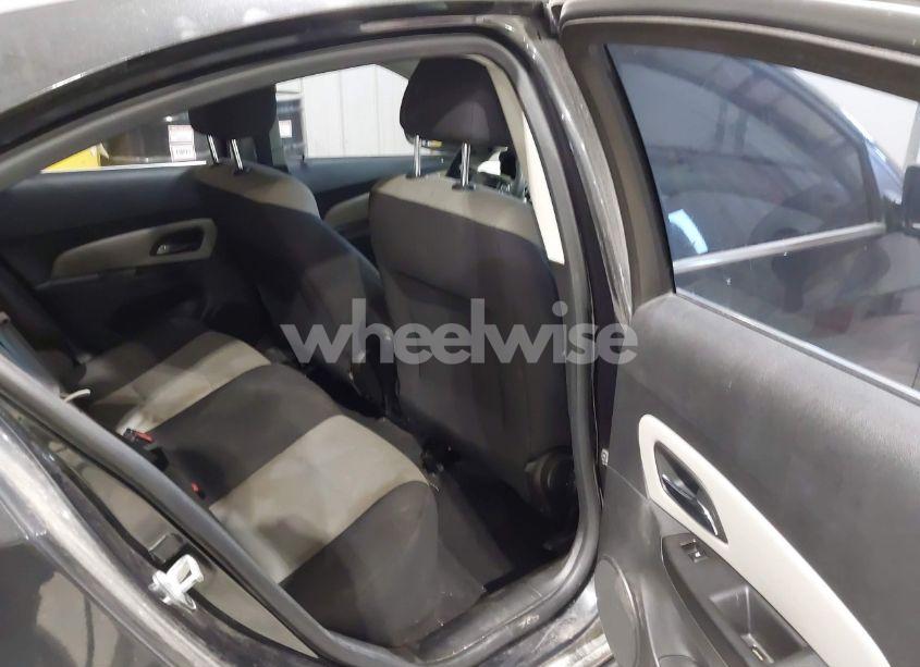 Photo 8 of 2012 Chevrolet Cruze LS (VIN 1G1PC5SH6C7391777)