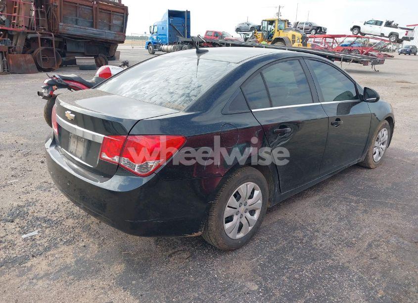 Photo 4 of 2012 Chevrolet Cruze LS (VIN 1G1PC5SH6C7399295)