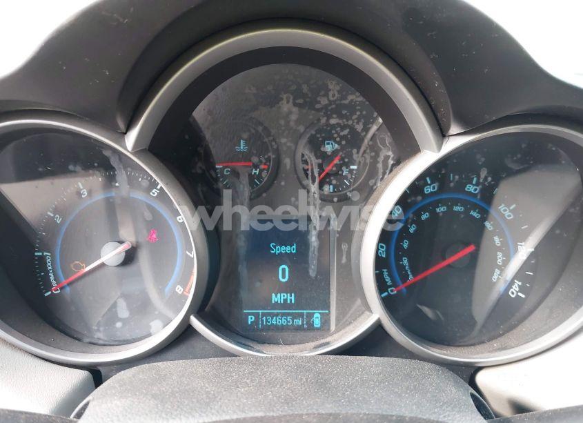 Photo 7 of 2012 Chevrolet Cruze LS (VIN 1G1PC5SH6C7399295)