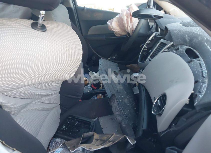 Photo 5 of 2016 Chevrolet Cruze LIMITED LS AUTO (VIN 1G1PC5SH6G7188314)