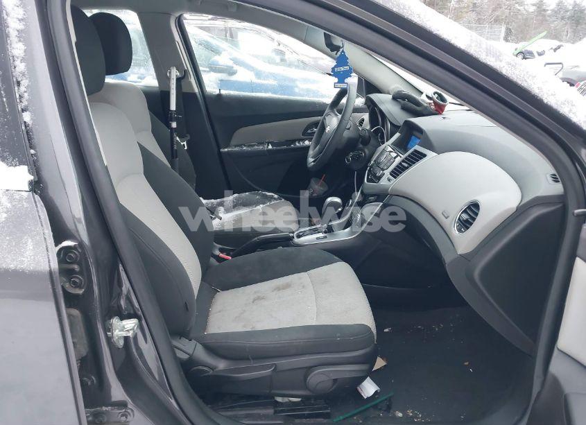 Photo 5 of 2011 Chevrolet Cruze LS (VIN 1G1PC5SH7B7198794)