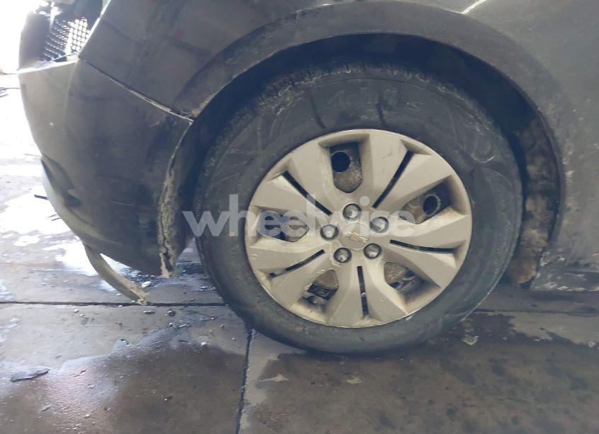 Photo 12 of 2012 Chevrolet Cruze LS (VIN 1G1PC5SH7C7151279)