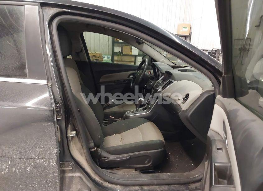Photo 5 of 2012 Chevrolet Cruze LS (VIN 1G1PC5SH7C7151279)