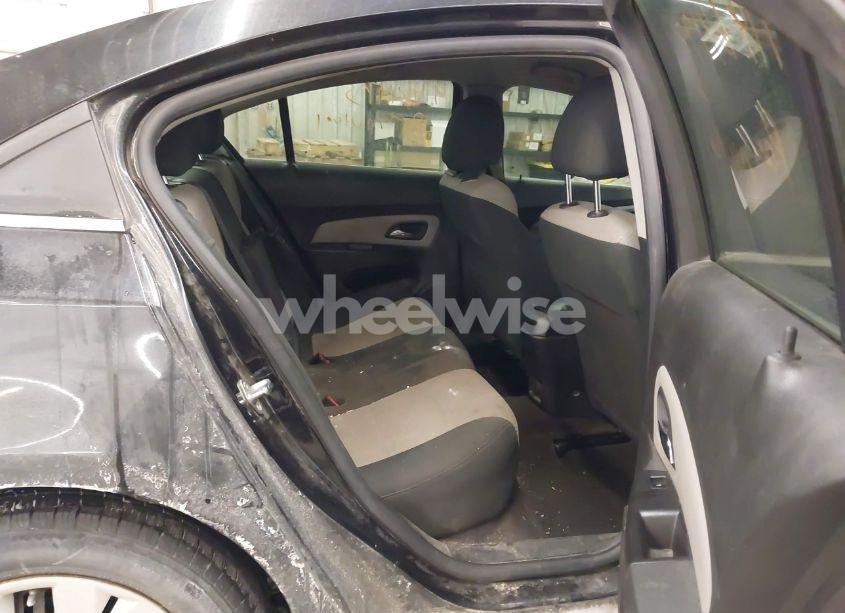 Photo 8 of 2012 Chevrolet Cruze LS (VIN 1G1PC5SH7C7151279)