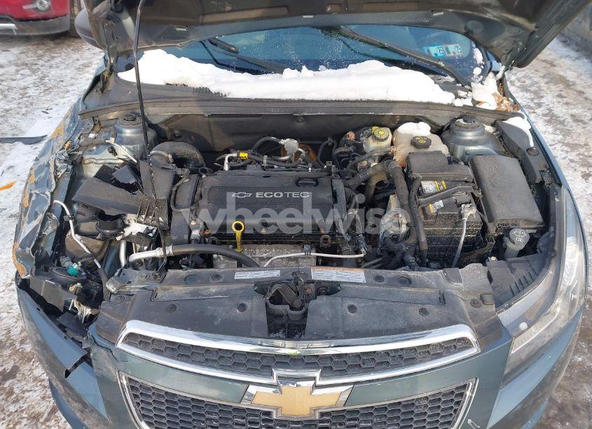 Photo 10 of 2012 Chevrolet Cruze LS (VIN 1G1PC5SH7C7225591)