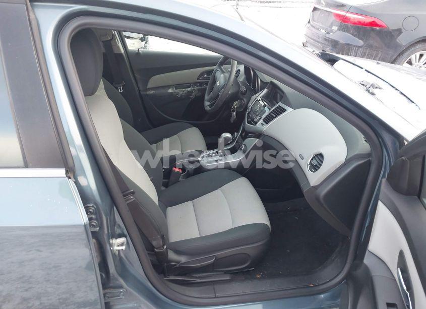 Photo 5 of 2012 Chevrolet Cruze LS (VIN 1G1PC5SH7C7225591)