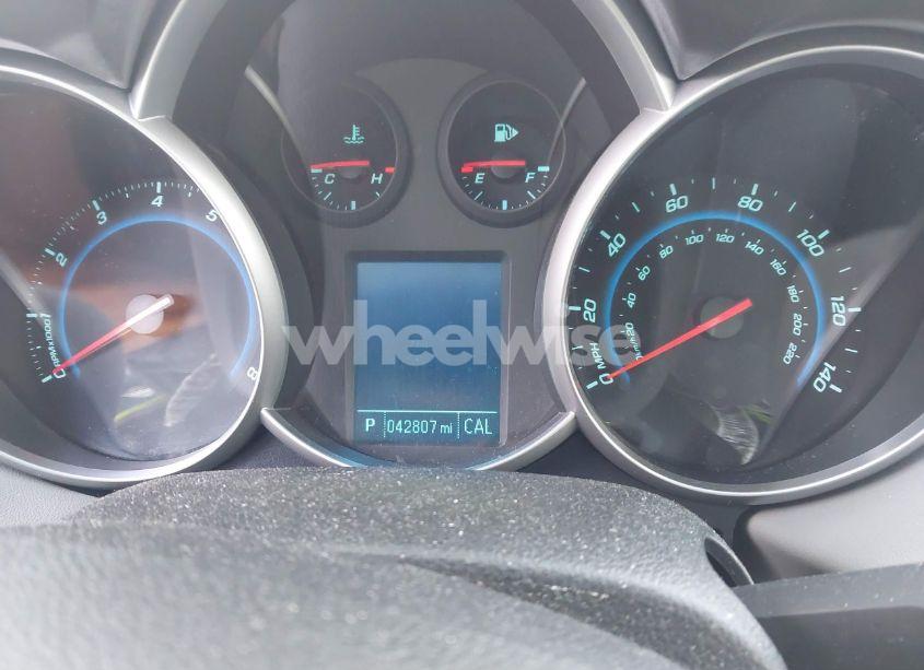 Photo 7 of 2012 Chevrolet Cruze LS (VIN 1G1PC5SH7C7225591)