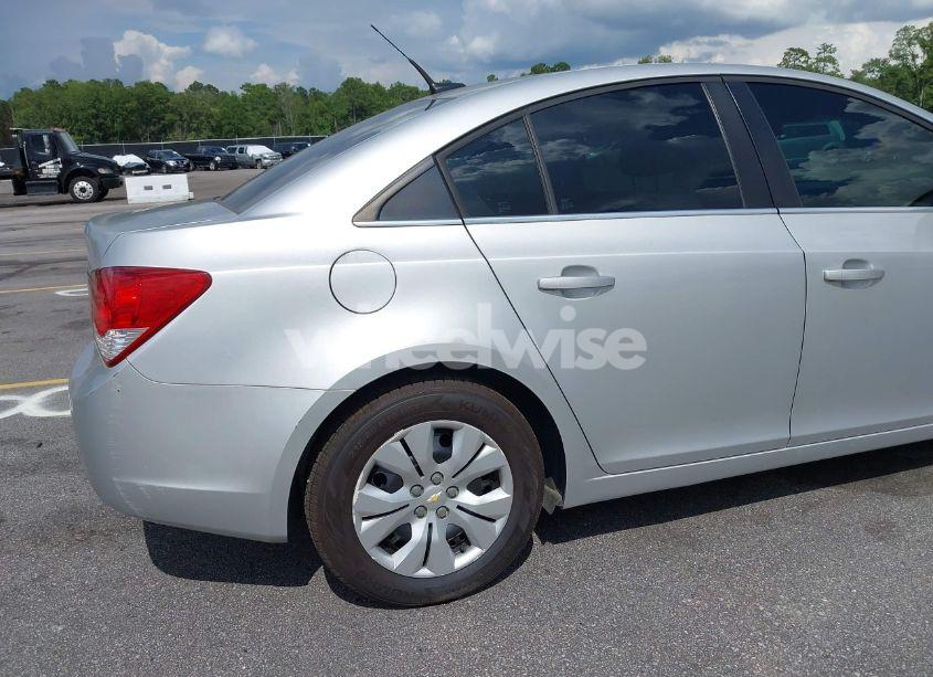 Photo 12 of 2012 Chevrolet Cruze LS (VIN 1G1PC5SH7C7244013)