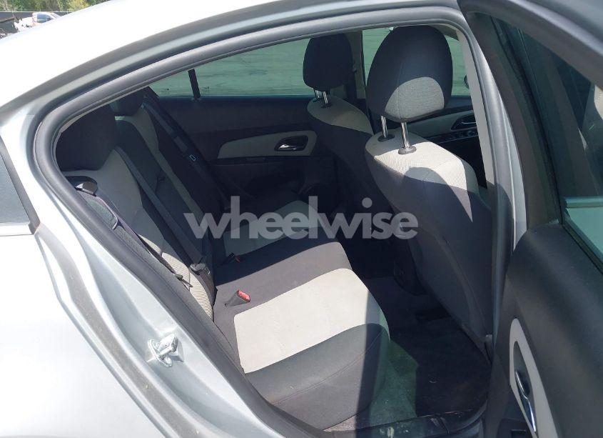 Photo 8 of 2012 Chevrolet Cruze LS (VIN 1G1PC5SH7C7244013)