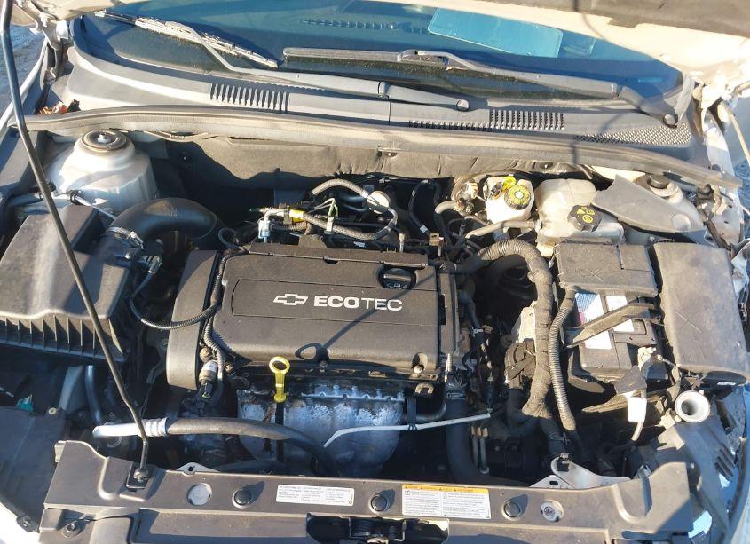 Photo 10 of 2012 Chevrolet Cruze LS (VIN 1G1PC5SH7C7254251)