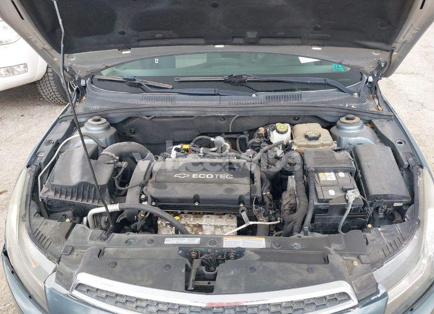 Photo 10 of 2012 Chevrolet Cruze LS (VIN 1G1PC5SH7C7269039)