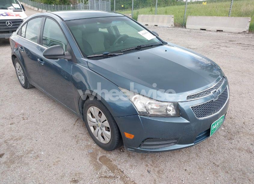 Photo 6 of 2012 Chevrolet Cruze LS (VIN 1G1PC5SH7C7269039)