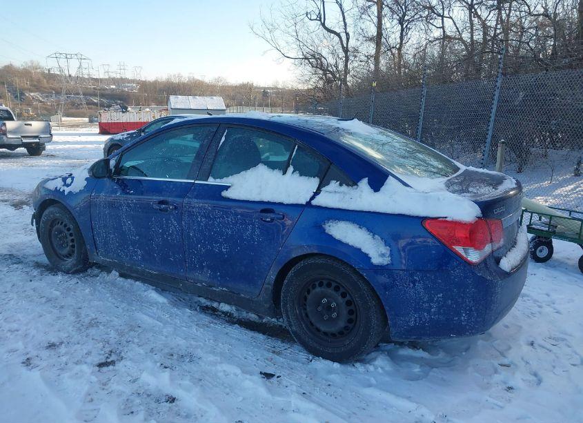 Photo 3 of 2012 Chevrolet Cruze LS (VIN 1G1PC5SH7C7279425)