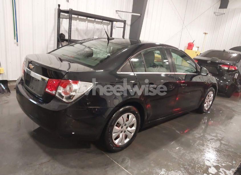 Photo 4 of 2012 Chevrolet Cruze LS (VIN 1G1PC5SH7C7295320)