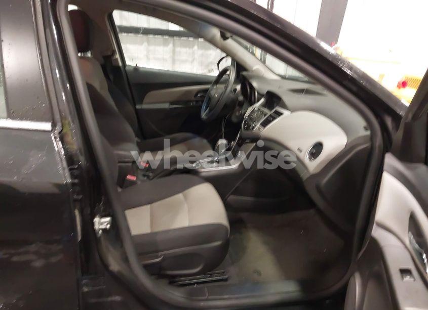 Photo 5 of 2012 Chevrolet Cruze LS (VIN 1G1PC5SH7C7295320)