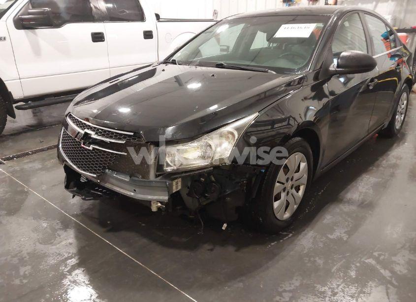 Photo 6 of 2012 Chevrolet Cruze LS (VIN 1G1PC5SH7C7295320)