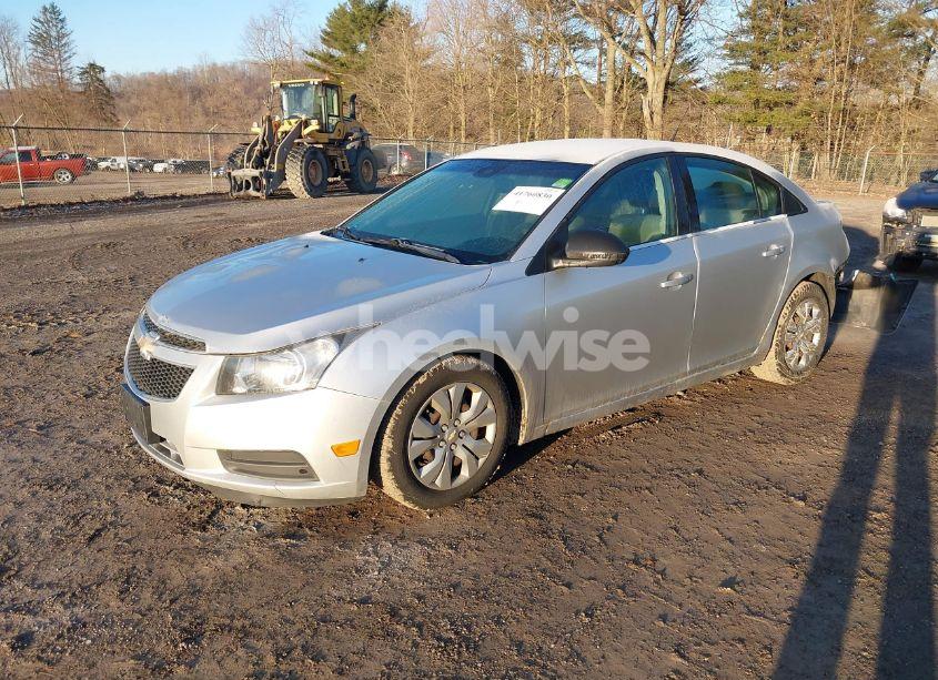 Photo 2 of 2012 Chevrolet Cruze LS (VIN 1G1PC5SH7C7305456)