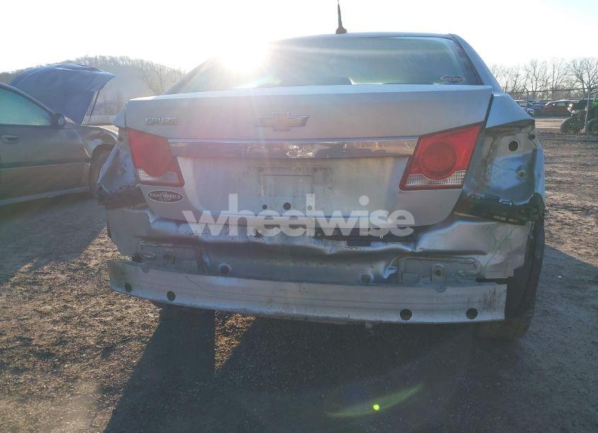 Photo 6 of 2012 Chevrolet Cruze LS (VIN 1G1PC5SH7C7305456)