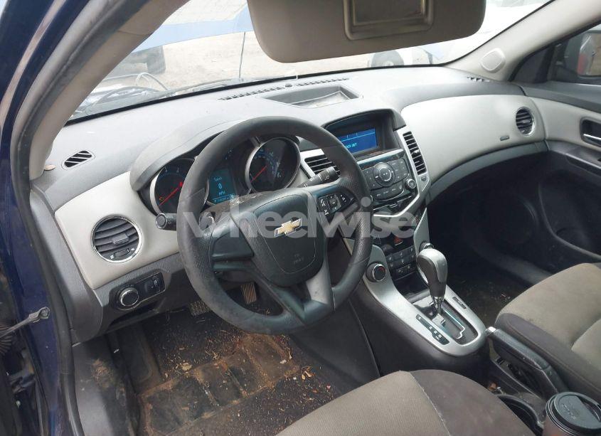 Photo 13 of 2012 Chevrolet Cruze LS (VIN 1G1PC5SH7C7315274)