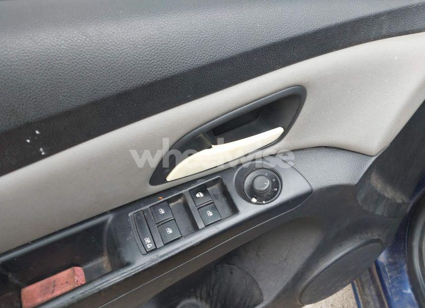 Photo 14 of 2012 Chevrolet Cruze LS (VIN 1G1PC5SH7C7315274)