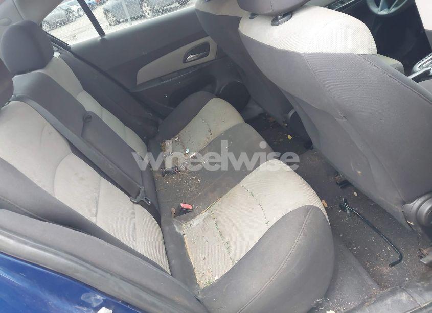 Photo 8 of 2012 Chevrolet Cruze LS (VIN 1G1PC5SH7C7315274)