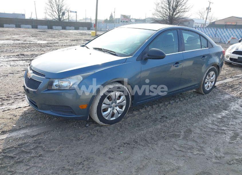 Photo 2 of 2012 Chevrolet Cruze LS (VIN 1G1PC5SH7C7318921)