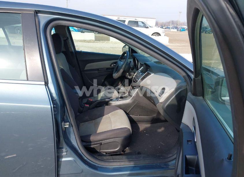 Photo 5 of 2012 Chevrolet Cruze LS (VIN 1G1PC5SH7C7318921)