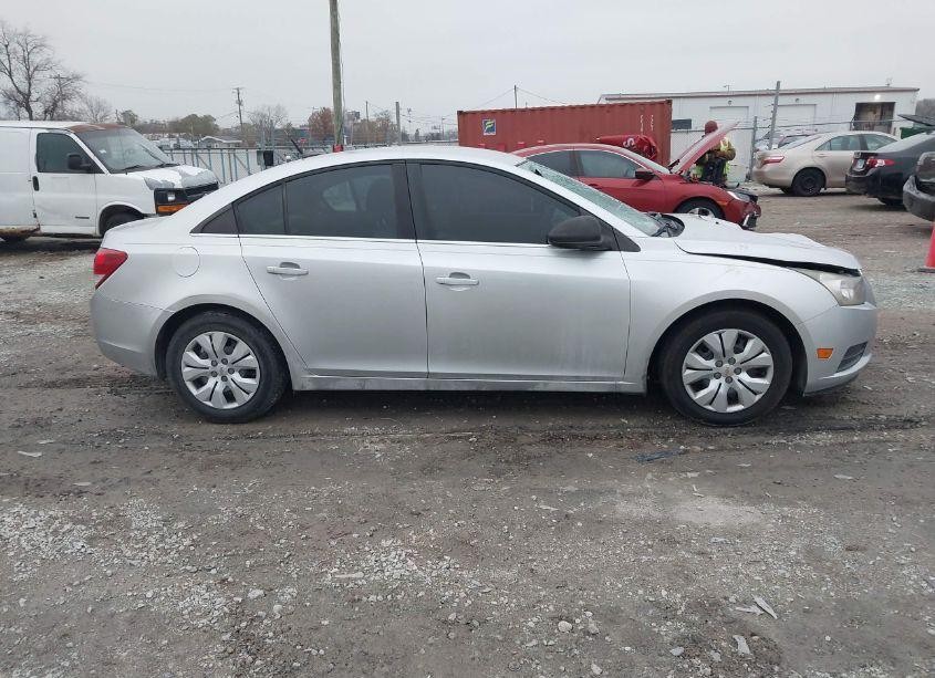 Photo 13 of 2012 Chevrolet Cruze LS (VIN 1G1PC5SH7C7366824)