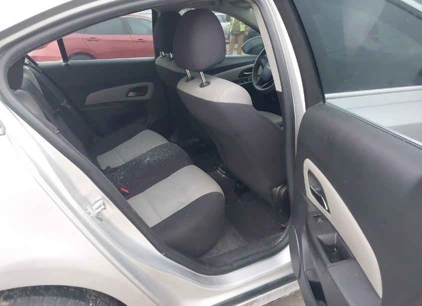 Photo 8 of 2012 Chevrolet Cruze LS (VIN 1G1PC5SH7C7366824)